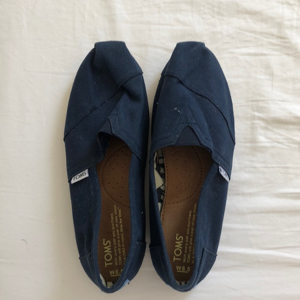 Navy Classic Toms